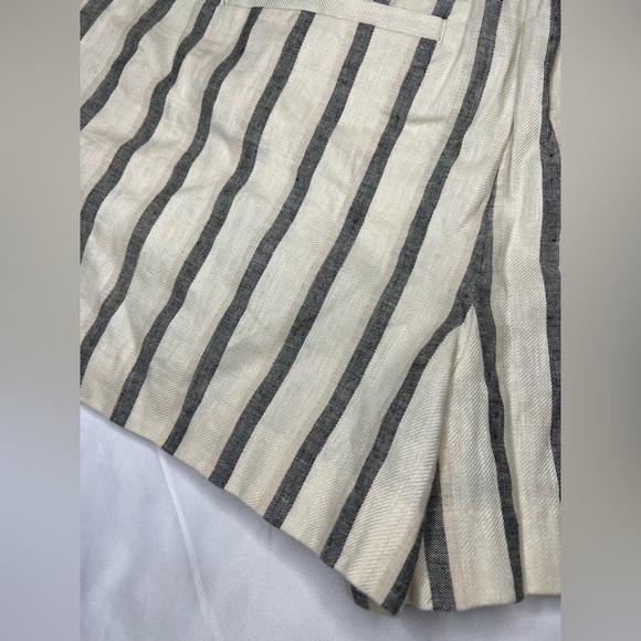 LOFT Striped Gray and Cream Women Shorts - Picture 7 of 13